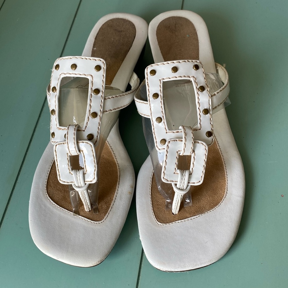AEROSOLES White Women's Flat Sandals 8.5